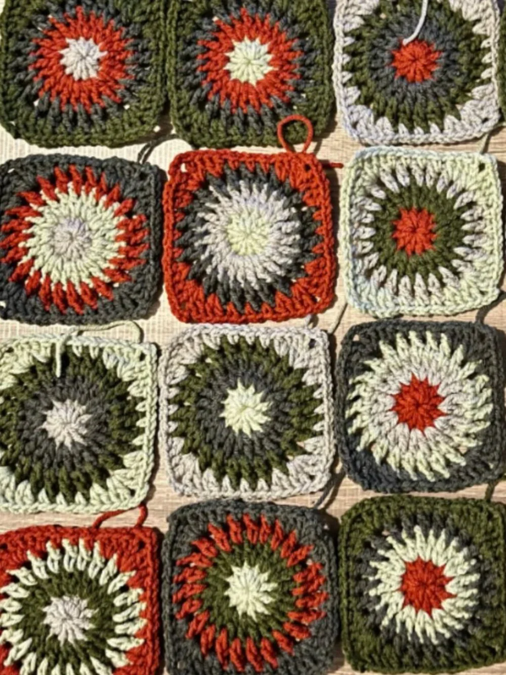 20 Handmade Starburst Squares - Autumn Bloom DIY Fashion & Home